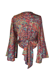 Aṭṭhāīs bell sleeve top