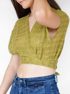 Saiṃtālīsa crop top