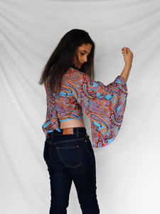 Battīs bell sleeve top