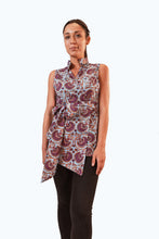 Carregar imagem no visualizador da galeria, Bainganee wrap blouse
